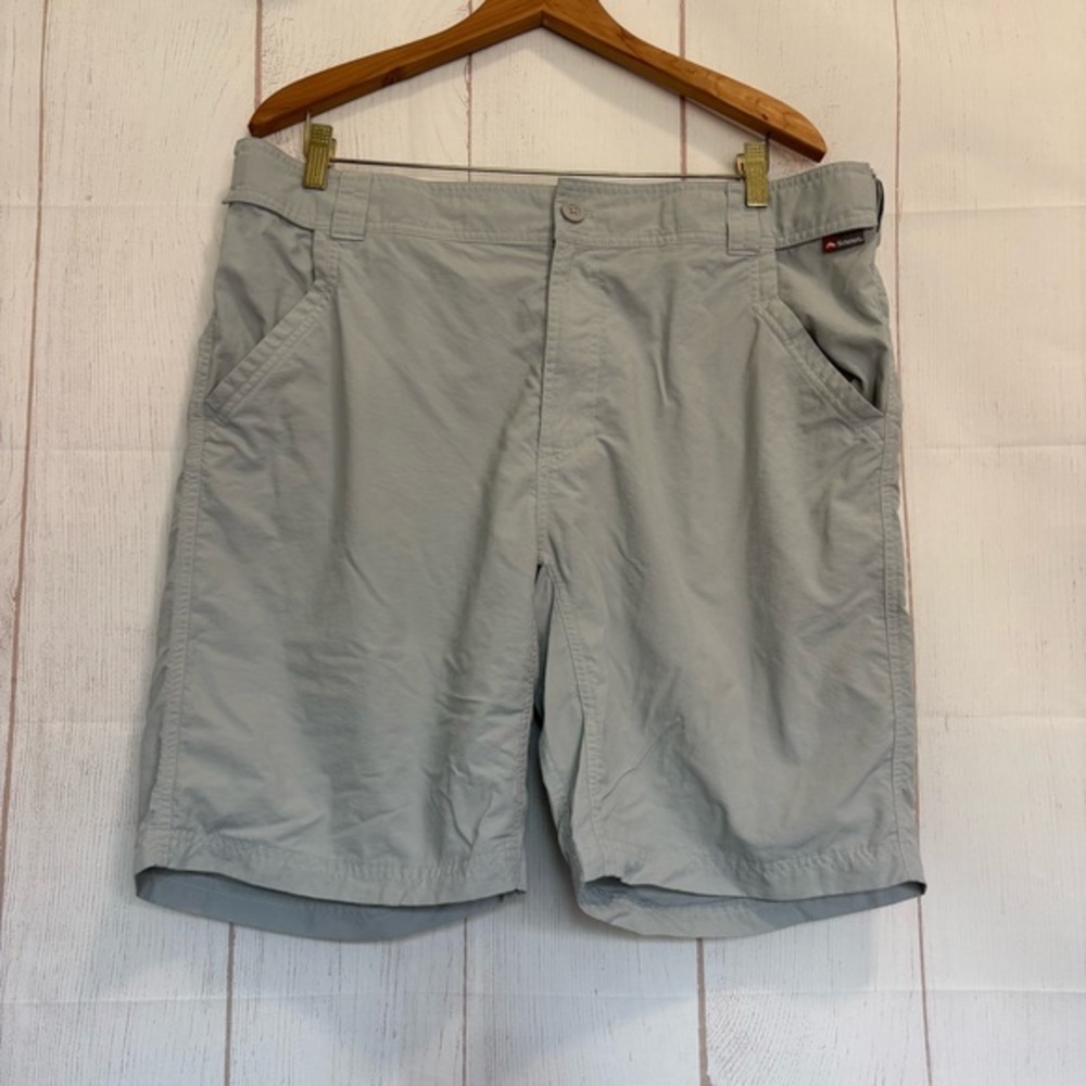 Simms Shorts Mens XL Gray Nylon Fishing Hiking Outdoor Hidden Elastic Waistband
